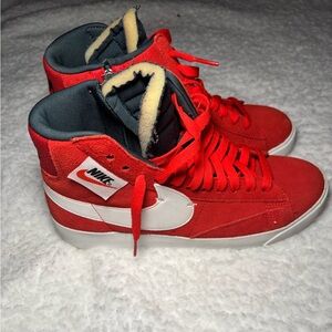 ✨USED✨Women’s NIKE Blazer Rebel Habanero Red Mid Shoes BQ4022 601